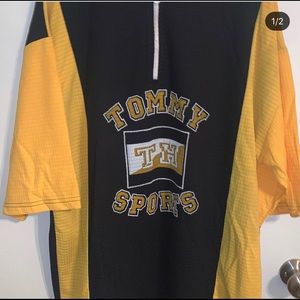 Tommy Sports Black and Yellow Pollo